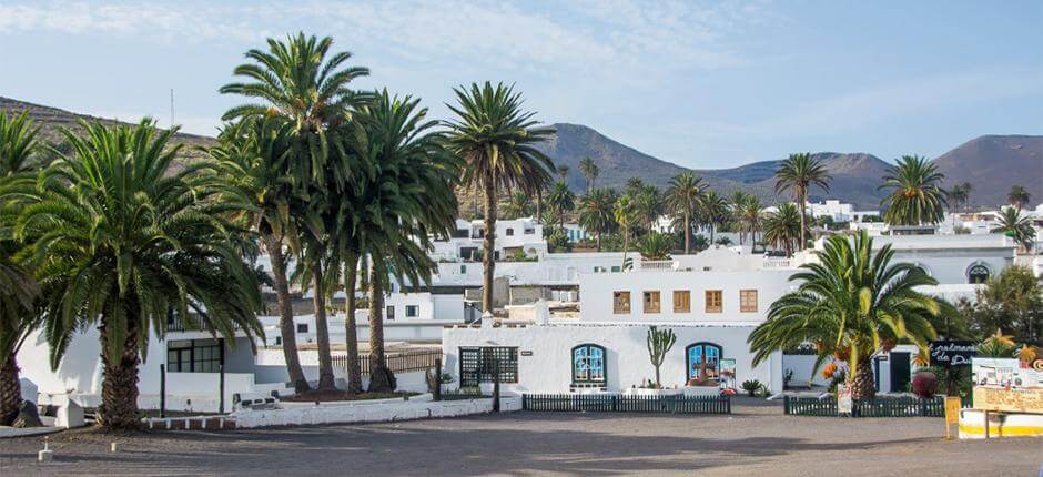 Ruta en coche por el norte de Lanzarote + rutas en coche en Lanzarote