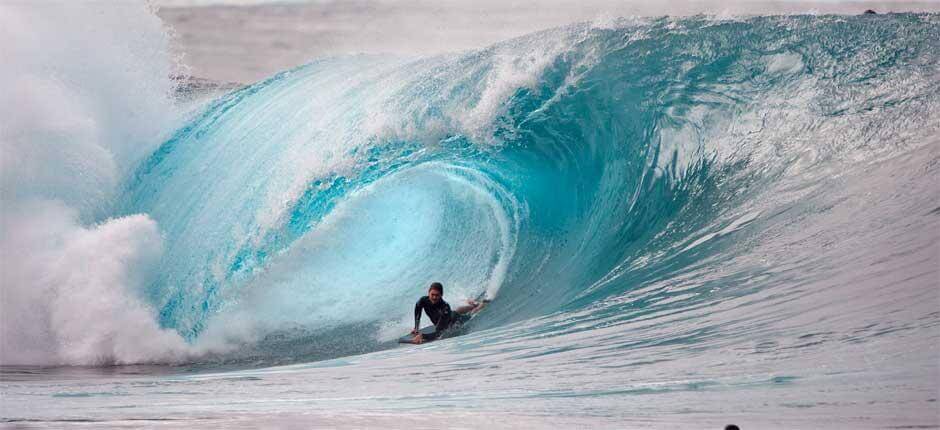 Bodyboarding w La Izquierda de La Santa Miejsca bodyboardingowe na Lanzarote