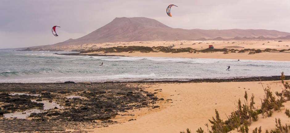 Kitesurfing przy plaży El Burro Miejsca kitesurfingowe na Fuerteventurze
