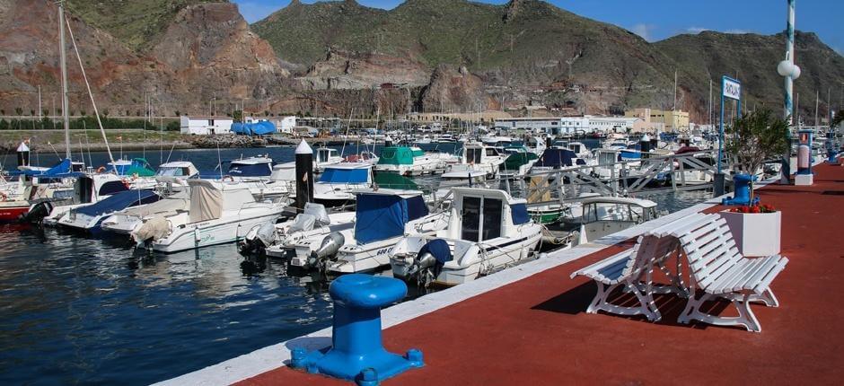 Marina Tenerife Mariny i przystanie na Teneryfie